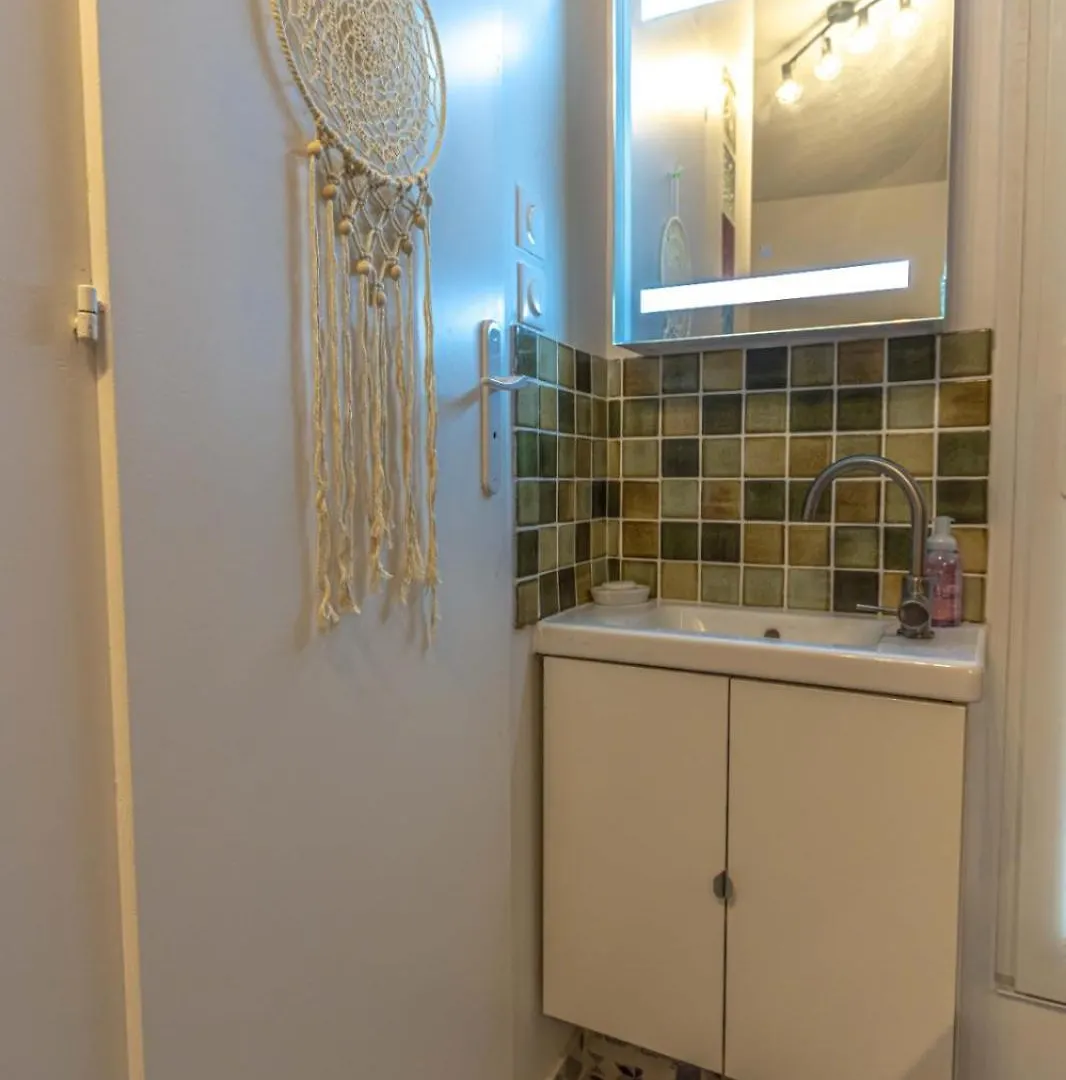 Ledion Paris 14 Apartment 0*,  France