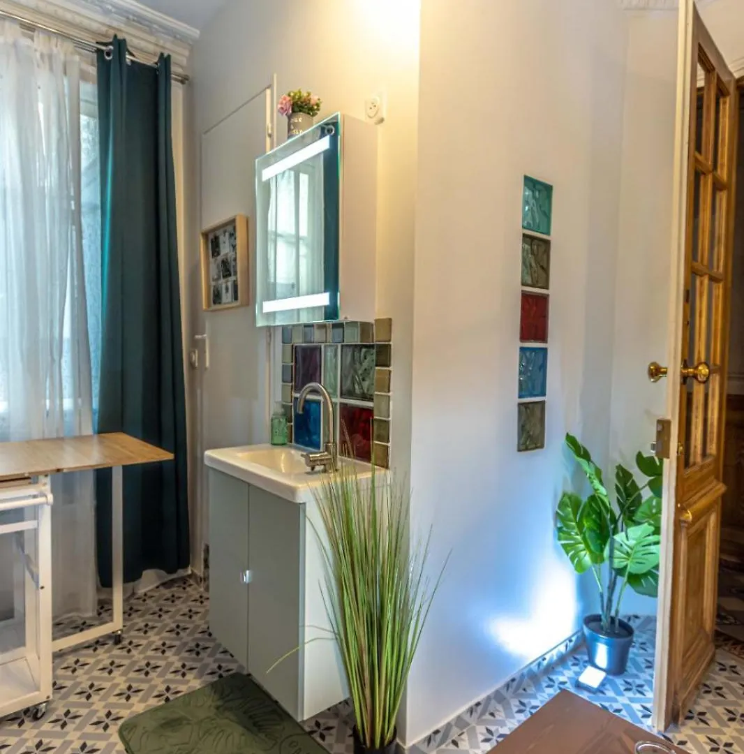Ledion Paris 14 Apartment